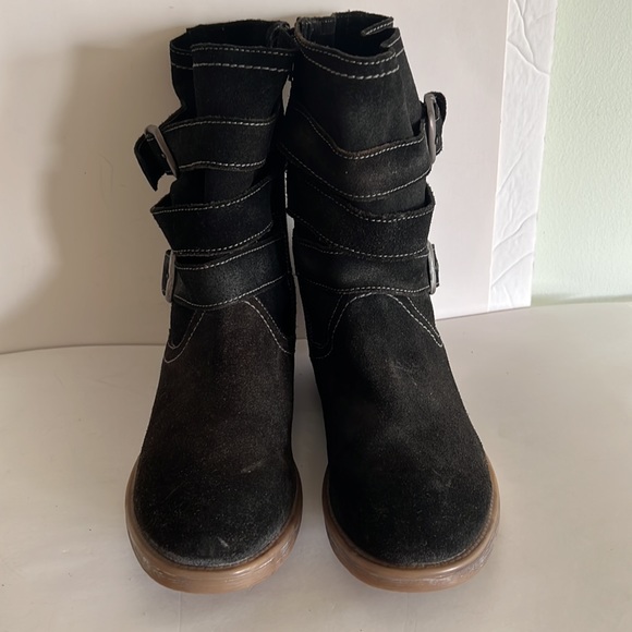 Roan 7.5 Black Suede Distressed Zipper Boots Strappy Design - Picture 3 of 11